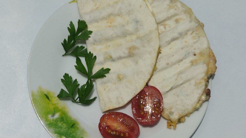 Душистая кесадилья на гриле