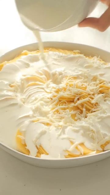 Запечённый картофель сметанно-сливочном соусе 😋