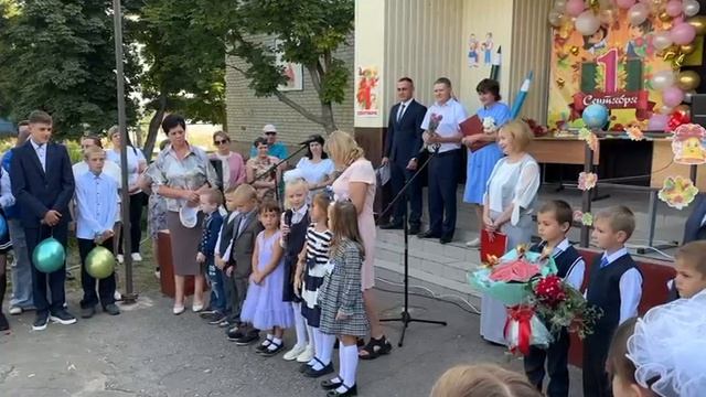 Поздравление детского сада на линейке первоклассников