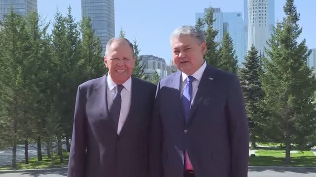 Фото Министра МИД РФ С.В.Лаврова и Министра иностранных дел Казахстана, Астана, 30 апреля 2026 года