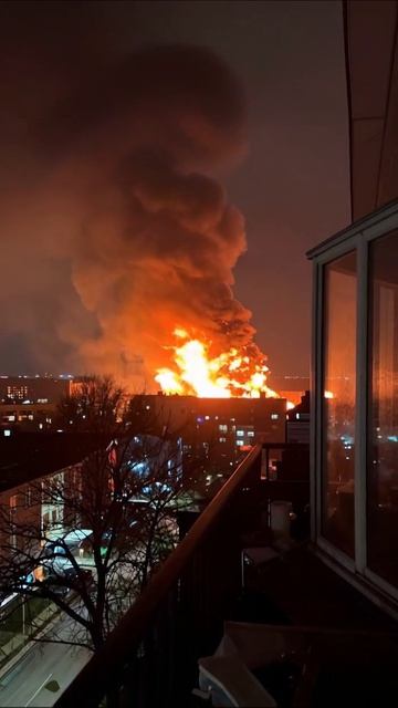 Пожар на горизонте: ночь, полная ужаса #бедствие #пожар