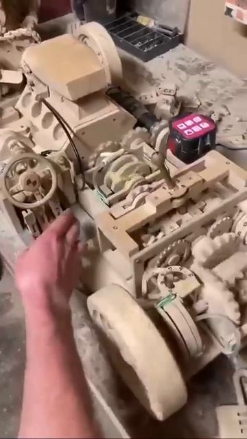 Деревянная машина, которая функционирует полностью!