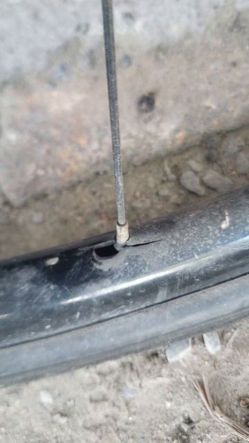 Проблемы с задним колесом на велосипеде. На велосипеде по Южной Америке. Колумбия.