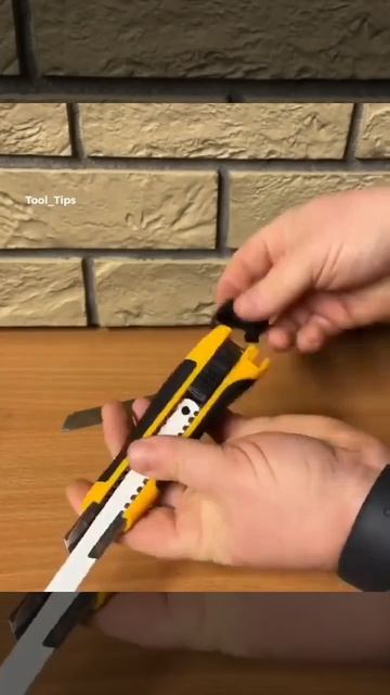 Лобзик и канцелярский ножик💪🏻

Сделано Руками