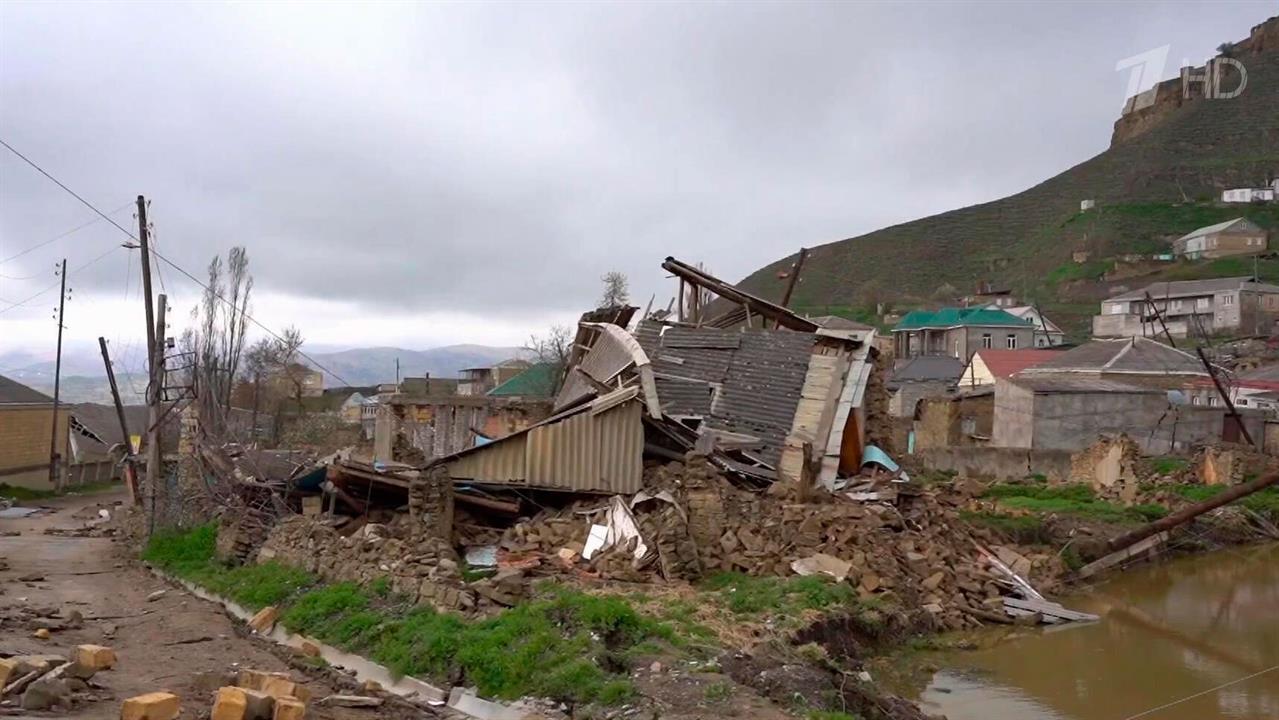 Мощные ливни в Дагестане спровоцировали многочисленные оползни