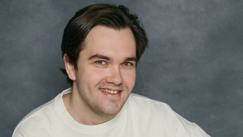 Артемьев Антон 27 лет Визитка 2026