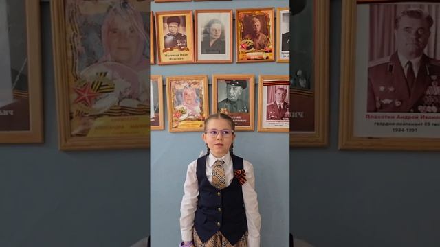 lv_0_20260429210704.mp4