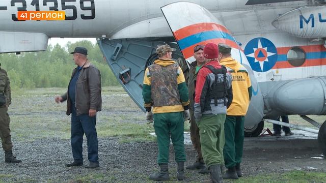 КАМЧАТСКИЕ ЛЕСНЫЕ ПОЖАРНЫЕ ВСТРЕТЯТ 1 МАЯ В ПРАЗДНИЧНОЙ КОЛОННЕ • НОВОСТИ КАМЧАТКИ