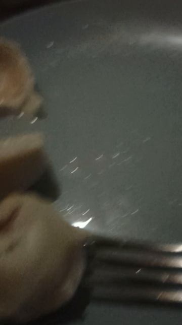 скользкие пельмешки (о боже)