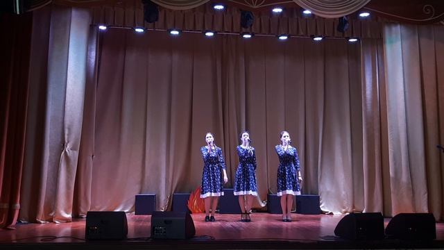 Ансамбль Девчата - Казаки в Берлине
