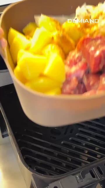 Говядина с молодым картофелем 🥔