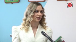 ЗА ДОБРОСОВЕСТНЫЙ ТРУД. В АДМИНИСТРАЦИИ ОКРУГА НАГРАДИЛИ ЛУЧШИХ МУНИЦИПАЛЬНЫХ СЛУЖАЩИХ