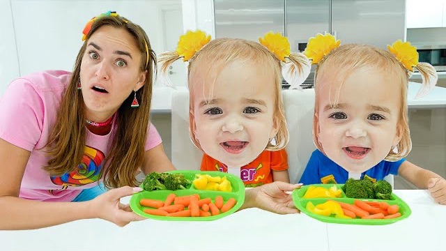 Крис играет с детскими масками и другие веселые приключения для детей