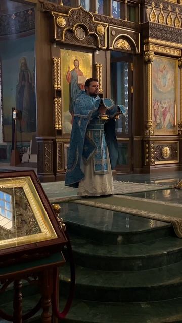 СВЕТОЧ-Христос рождается