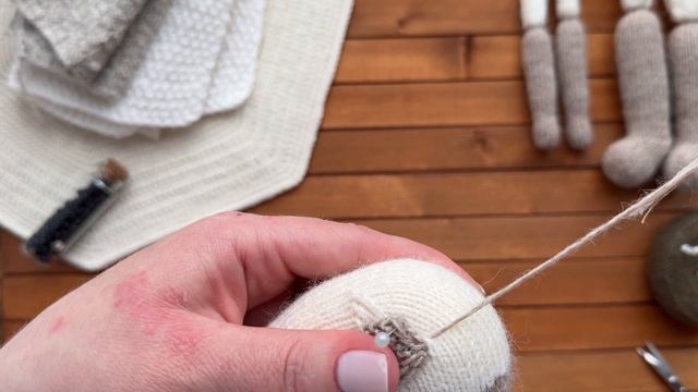 мк «Элегантная овечка» пришиваем уши