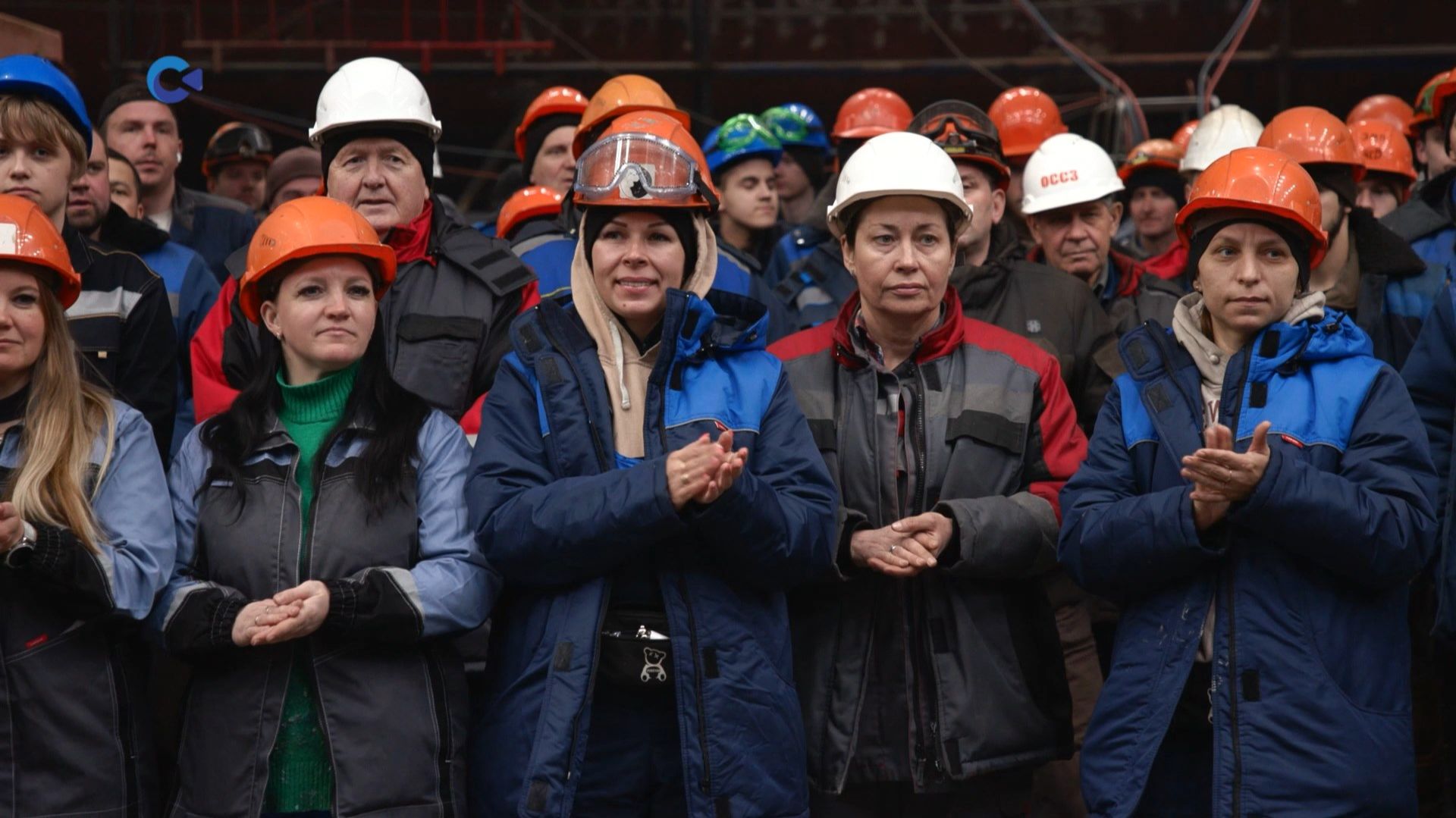 Церемония закладки киля самоходной грунтоотвозной шаланды СОЦ