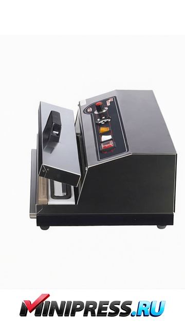 Пластиковая упаковка бутылок, рекомендации технолога при покупке Minipress.ru