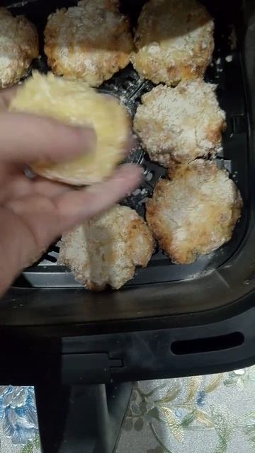 Готовлю одновременно сырники на газу и на аэрогриле