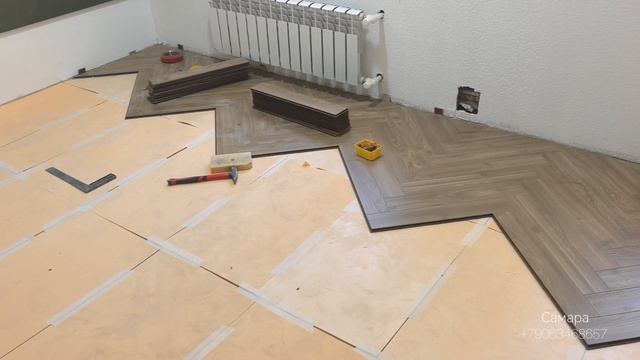 Укладка ламината WOODstyl ARROW Дуб компаунд ёлочкой.