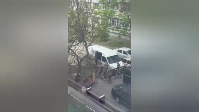 Днепр - вынос тела карателями ТЦК. Широко и свободно дышится на Украине каждому украинцу!