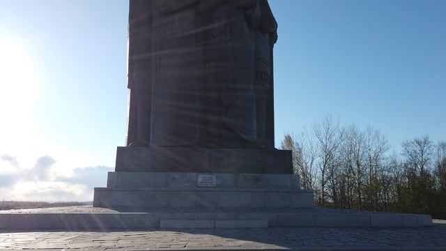 Памятник Александру Невскому в честь победы в сражении на Чудском озере, г.Псков