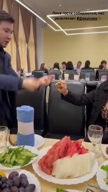 Вадим Свечинский иллюзионист  , фокус с шариками 👍