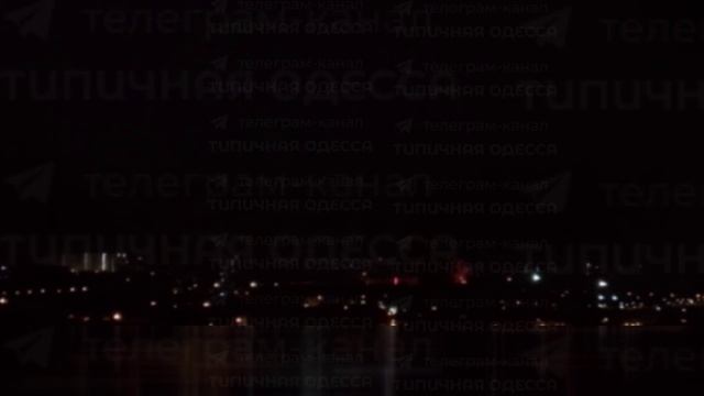 ‼️🇷🇺⚔️🇺🇦🔥Огненный ад в Одессе: множество взрывов и пожары !!!