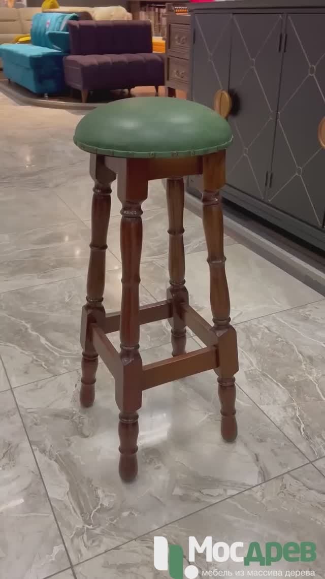 Стул барный зеленая кожа МИГ680 из красного дерева от фабрики Satin Furniture (Индонезия)