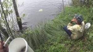 КАРЕЛЬСКАЯ РЫБАЛКА НА ПОПЛАВОК И СПИНИНГ! ДЕД МУХАМОР С КИЛОМЕТРОВОЙ УДОЧКОЙ!