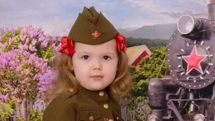 Моя внучка и День Победы. Помним, гордимся 🚀💓🙏💋🖐️