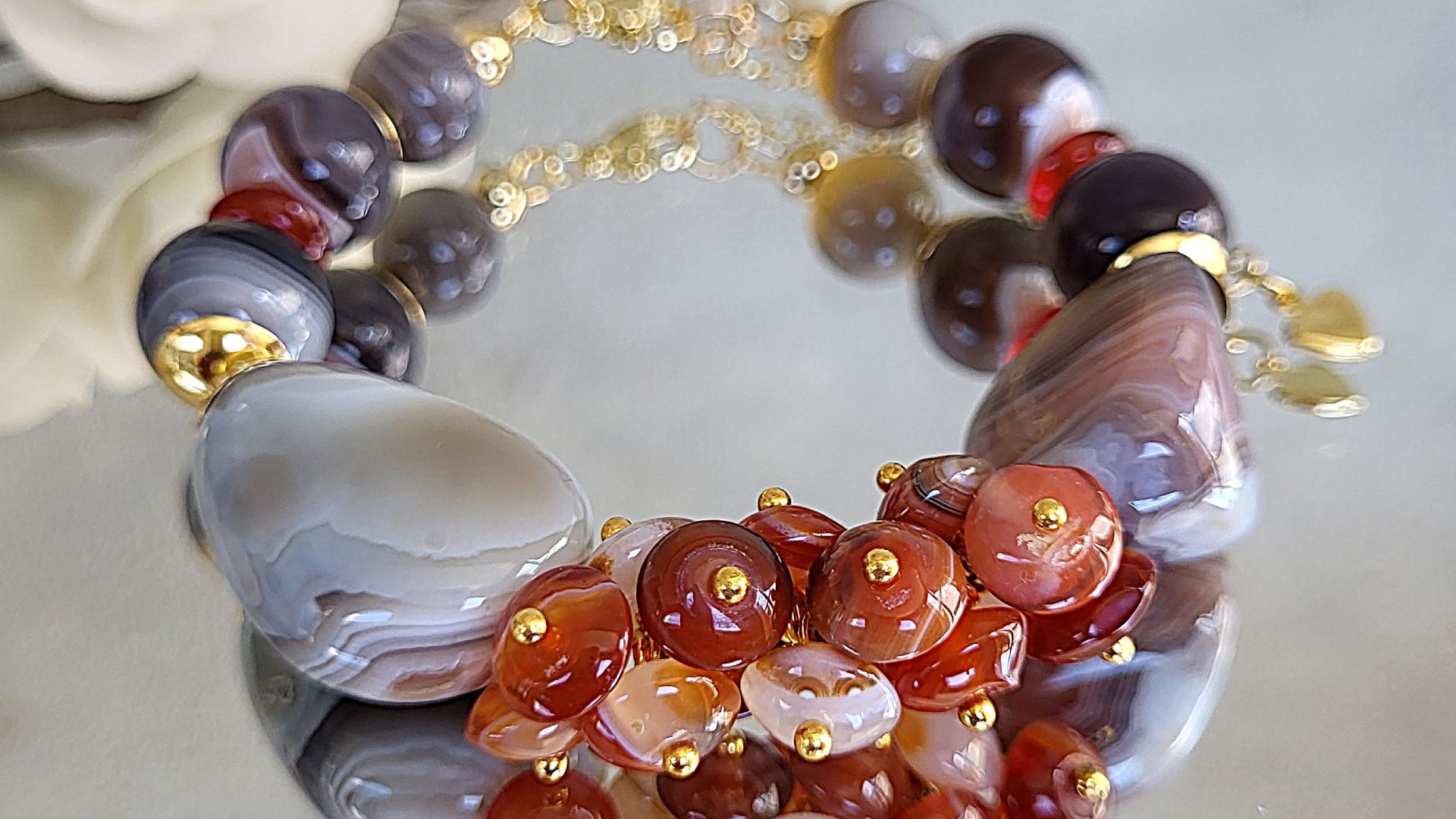 Браслет из сердолика, агата