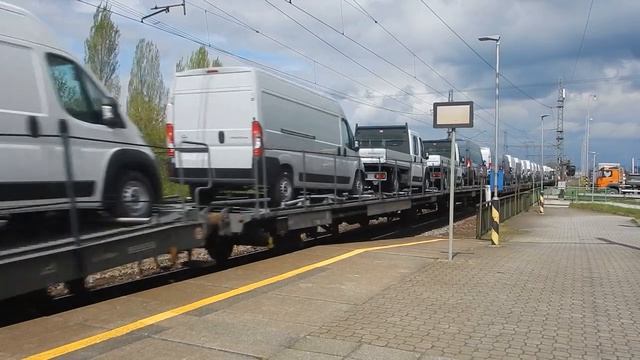 Перевозка машин. Электровоз Newag Dragon 2 с вагонами автовозами