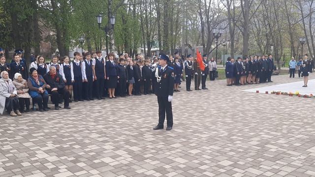 Поклонимся Великим тем Годам