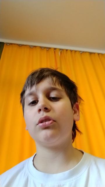 Мелкий опоздал