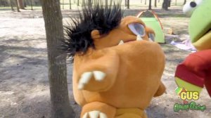 OH NO! ZOO ANIMALS ESCAPED at the Park Playground with Gus the Gummy Gator !