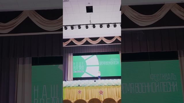 Береснева София - Идёт солдат по городу