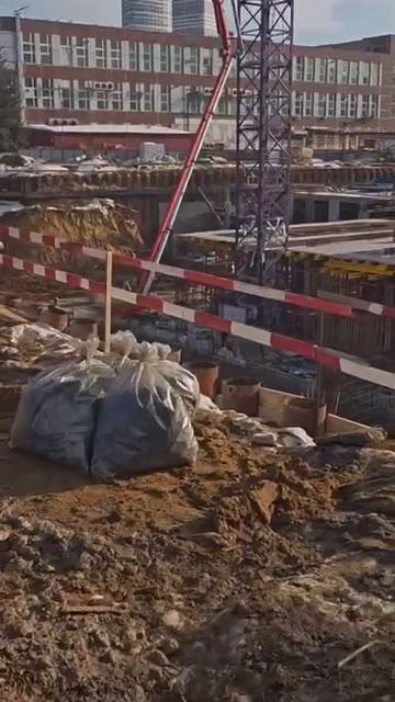 Как мы подаем бетон. Автобетононасосы Вилаж