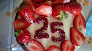 В гости на юбилей/Сырники с секретным ингредиентом.