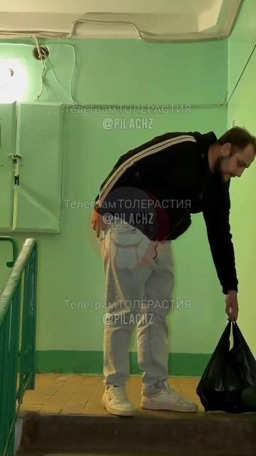 Пассажир отказался оплачивать поездку и угрожал таксисту