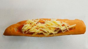 Пикантный хот-дог с морковью по-корейски