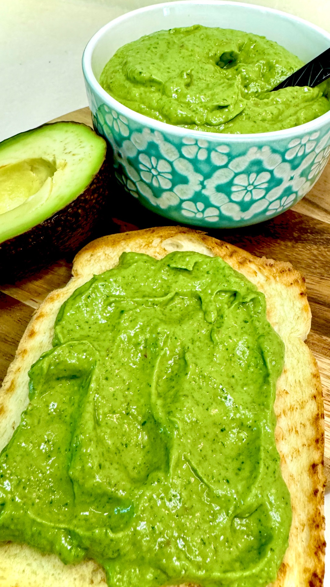 Полезный и вкусный майонез из авокадо!