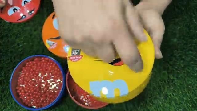 Asmr. Цветные конфеты. Видео для детей. Нэвкин тв.(127)