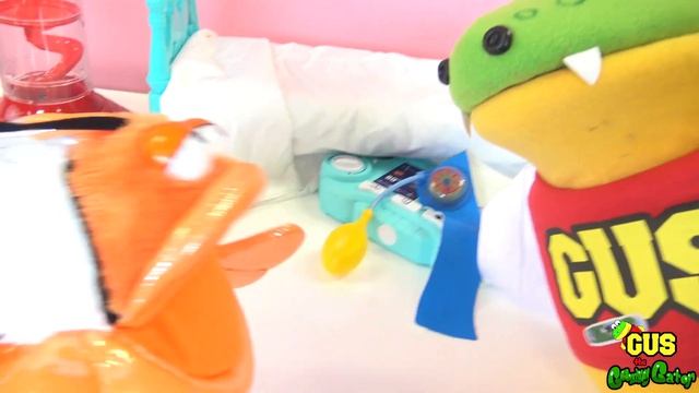 Gus The Gummy Gator Tries To Help His Friends Feel Better