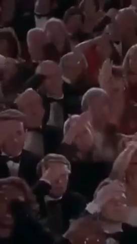 Платьице интересное но в нём знакомить её с родителями не стану 