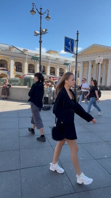 Нескучный Невский проспект в Санкт-Петербурге