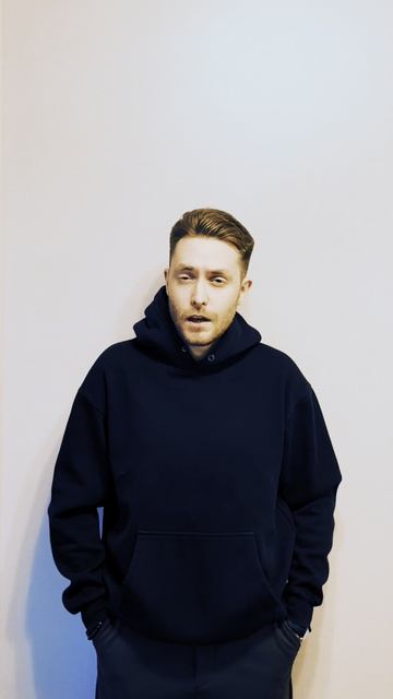 Максим Сентяков - Бьётся в берега златой залив… (стихотворение)