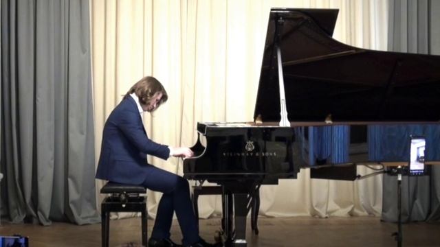 Арсений Вдовиченко И.С.Бах Увертюра во французском стиле H-moll, Н.Метнер Соната-элегия D-moll