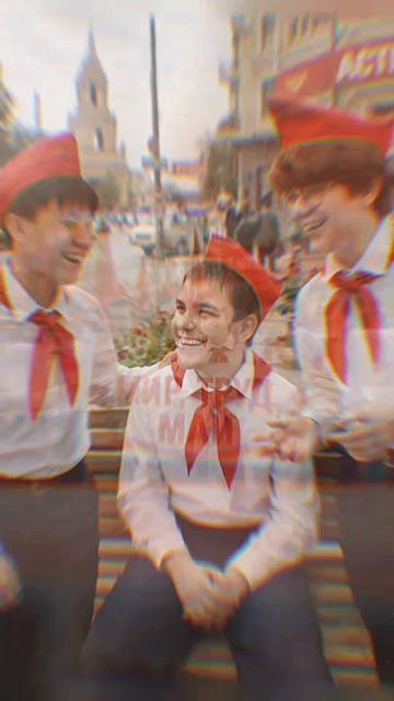 Дети-пионеры, 1 мая