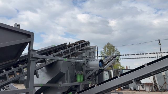 Мобильный сортировочный комплекс “Báho” с грохотом ГИЛ-32