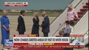 Карл 3 прибыл США
